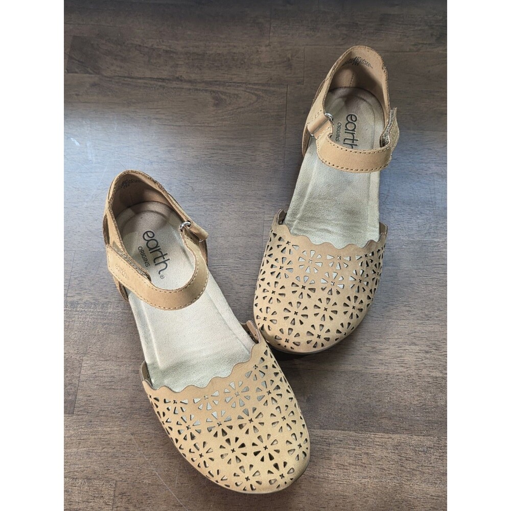 Earth Origins Bronnie Perforated Leather Mary Jane Sandals Size 8M - Picture 13 of 14